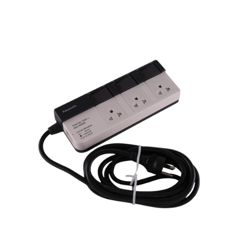 Panasonic รุ่น WCHG 28534  มี 3 ช่องเสียบ 3 สวิตซ์ ยาว 5 เมตร