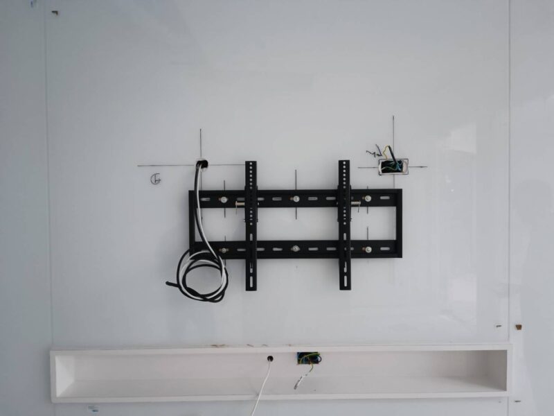 ติดตั้งระบบภาพ เสียงและอุปกรณ์การประชุม 306