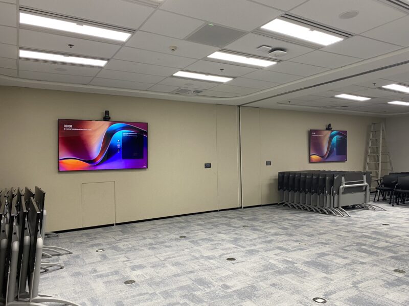 ติดตั้งระบบภาพ เสียงและอุปกรณ์การประชุม 322