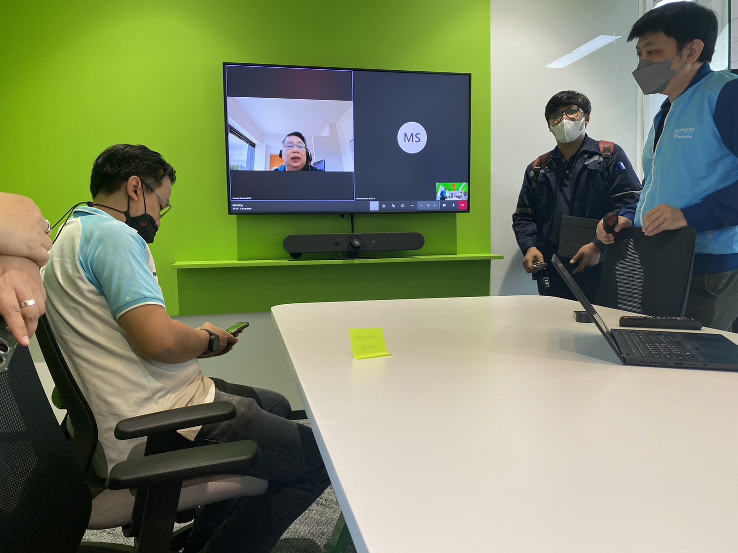 ติดตั้งระบบภาพ เสียงและอุปกรณ์การประชุม 278