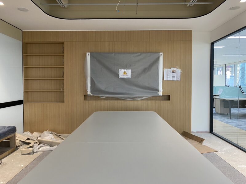 ติดตั้งระบบภาพ เสียงและอุปกรณ์การประชุม 328