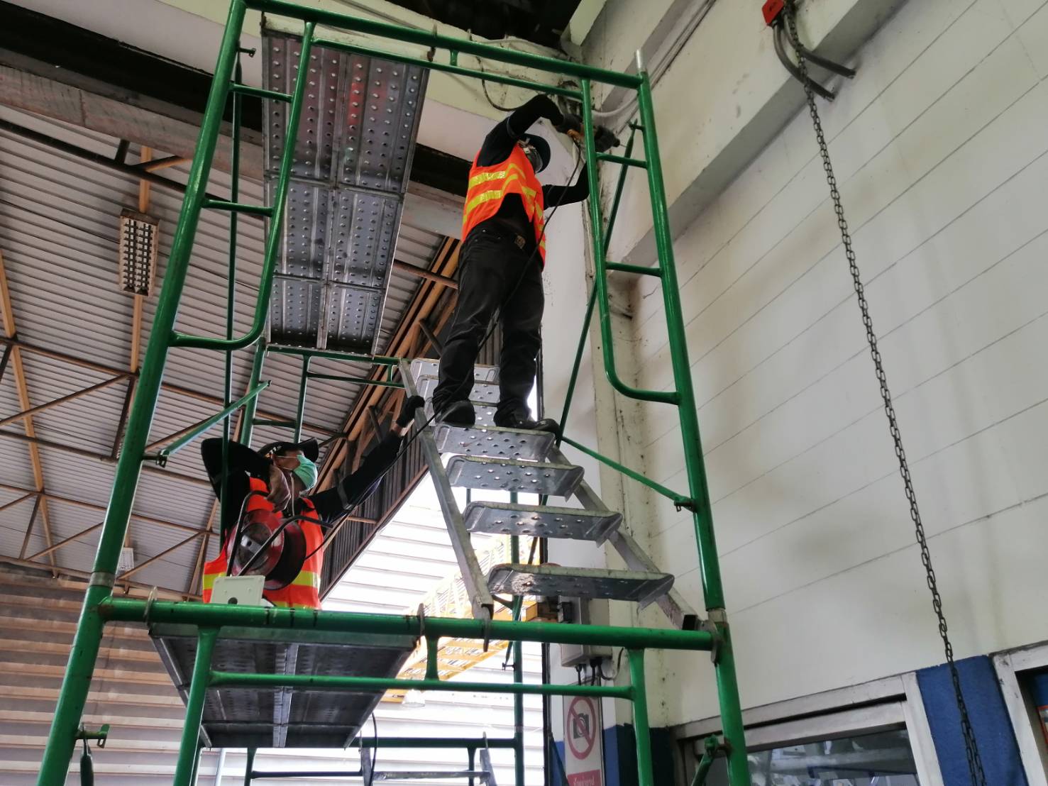 ติดตั้งกล้องวงจรปิดภายในโรงงาน 112