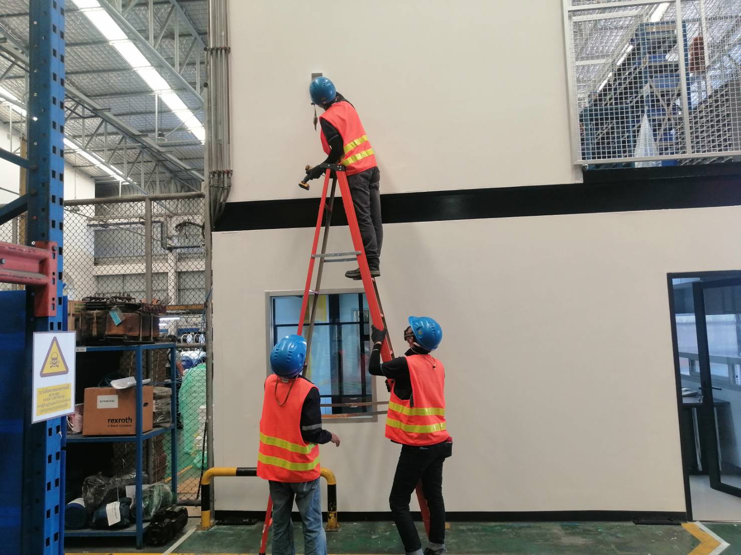 ติดตั้งกล้องวงจรปิดภายในโรงงาน 116