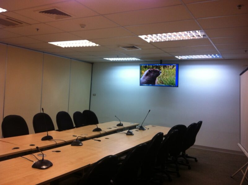 ติดตั้งจอทีวี โปรเจคเตอร์และจอรับภาพ 28