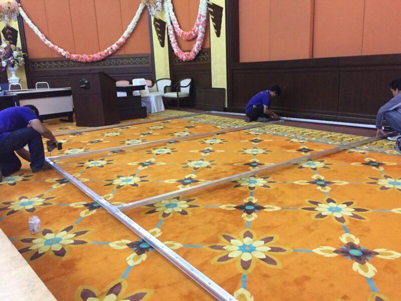 ติดตั้งจอรับภาพขนาดใหญ่ 2