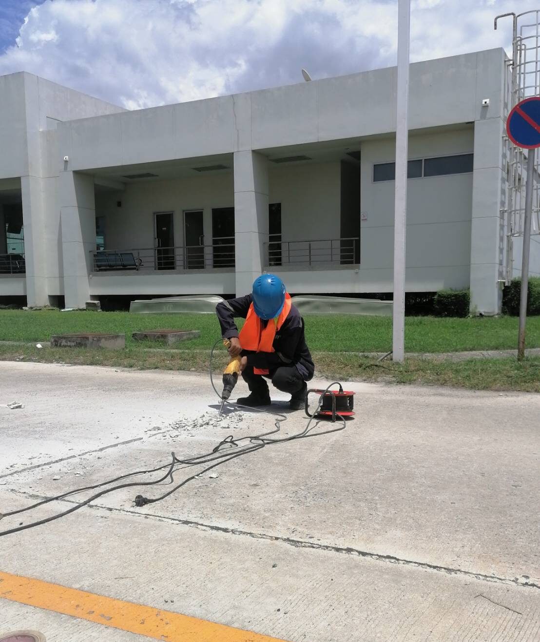 ติดตั้ง Sensor ไม้กั้นประตู 8