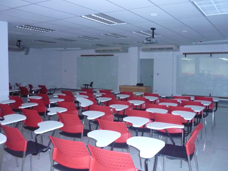 ติดตั้งโปรเจคเตอร์และจอรับภาพ 118