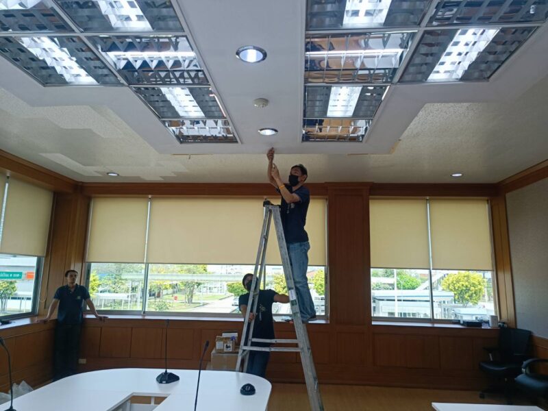 ติดตั้งไมโครโฟนประชุม 14