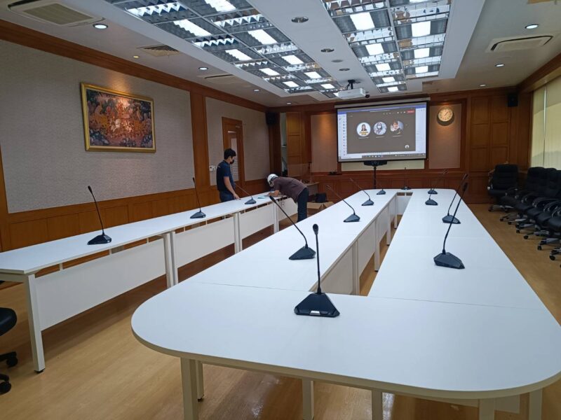 ติดตั้งไมโครโฟนประชุม 16