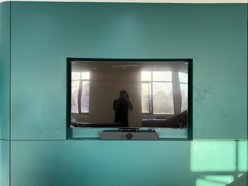 ติดตั้งทีวี และลำโพงสำหรับประชุม 30