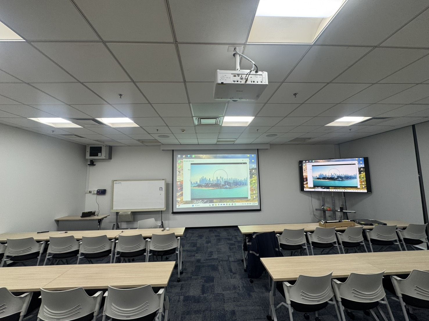 ติดตั้งอุปกรณ์ AV 152