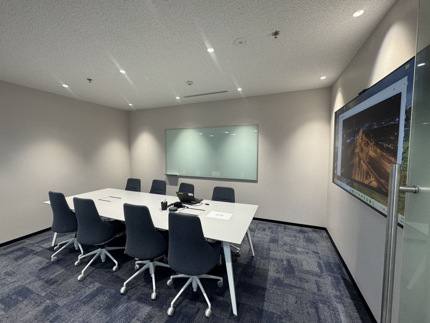 ติดตั้งอุปกรณ์ AV 158