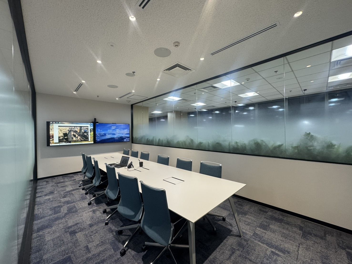 ติดตั้งอุปกรณ์ AV 136