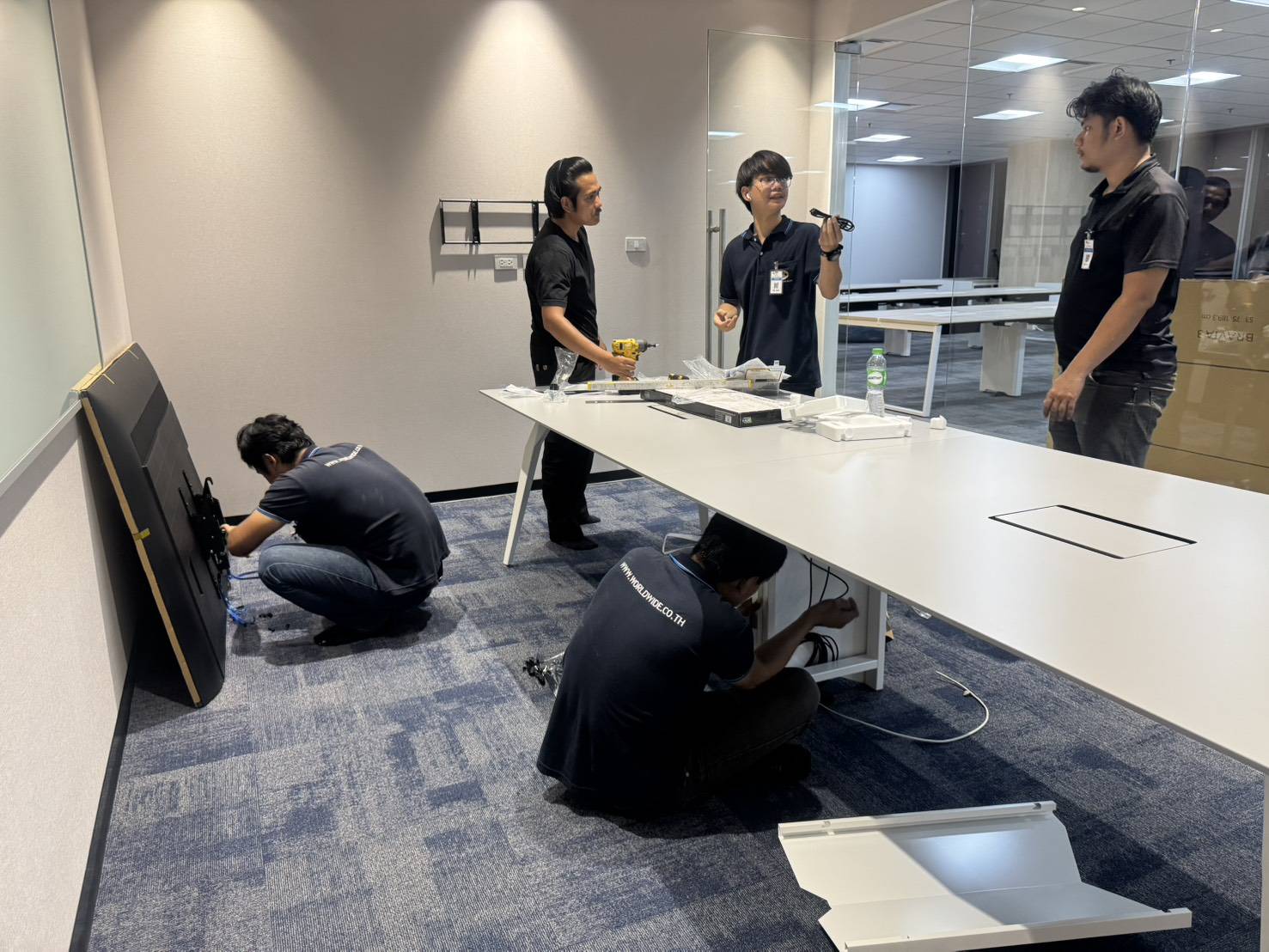 ติดตั้งอุปกรณ์ AV 192