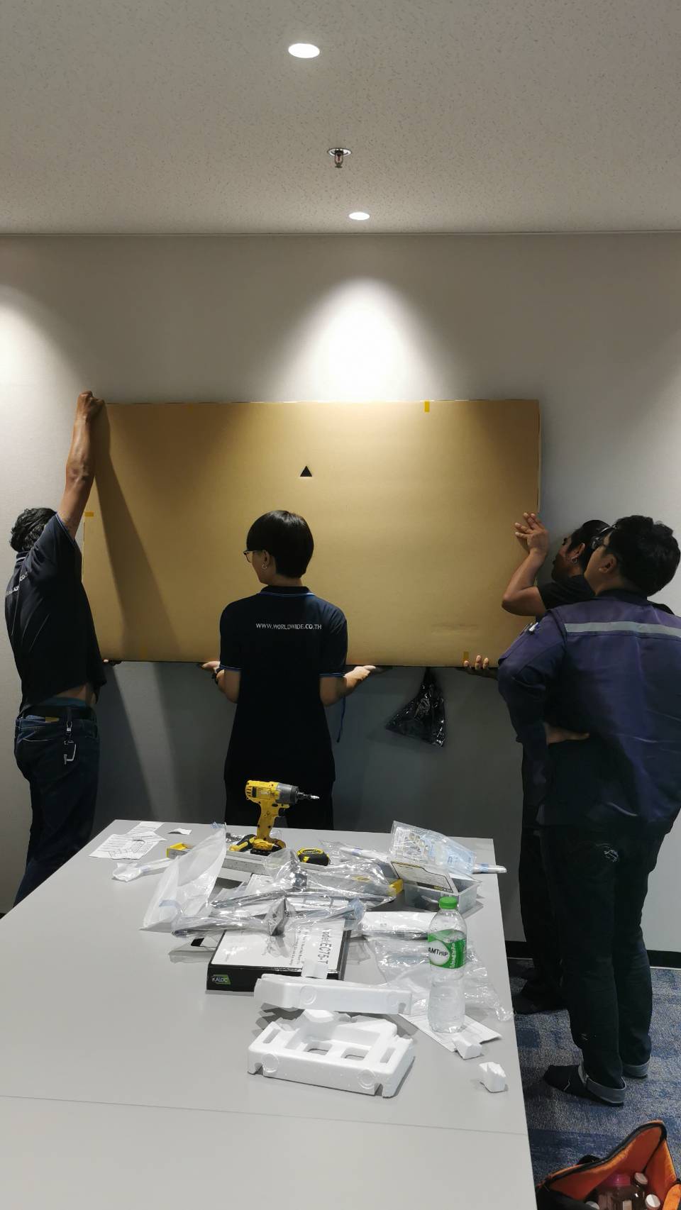 ติดตั้งอุปกรณ์ AV 188