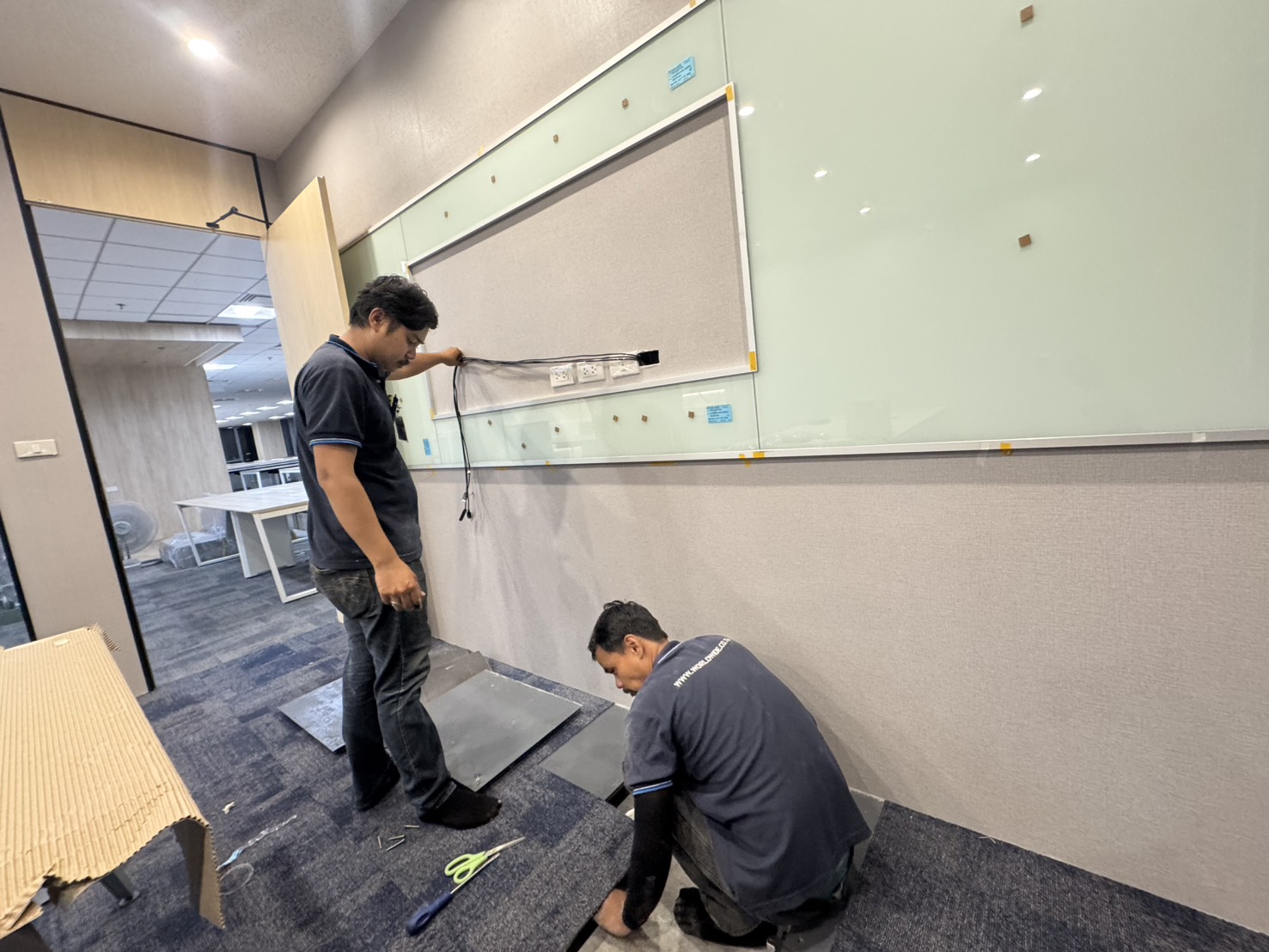 ติดตั้งอุปกรณ์ AV 186