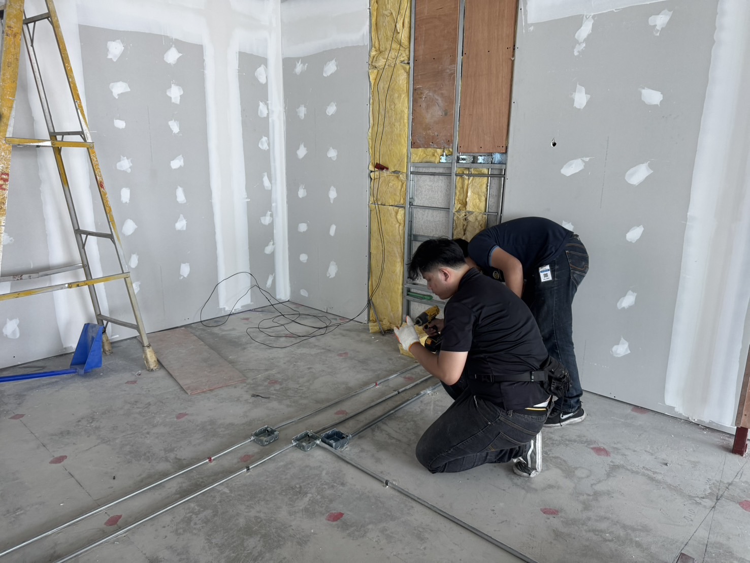 ติดตั้งอุปกรณ์ AV 182